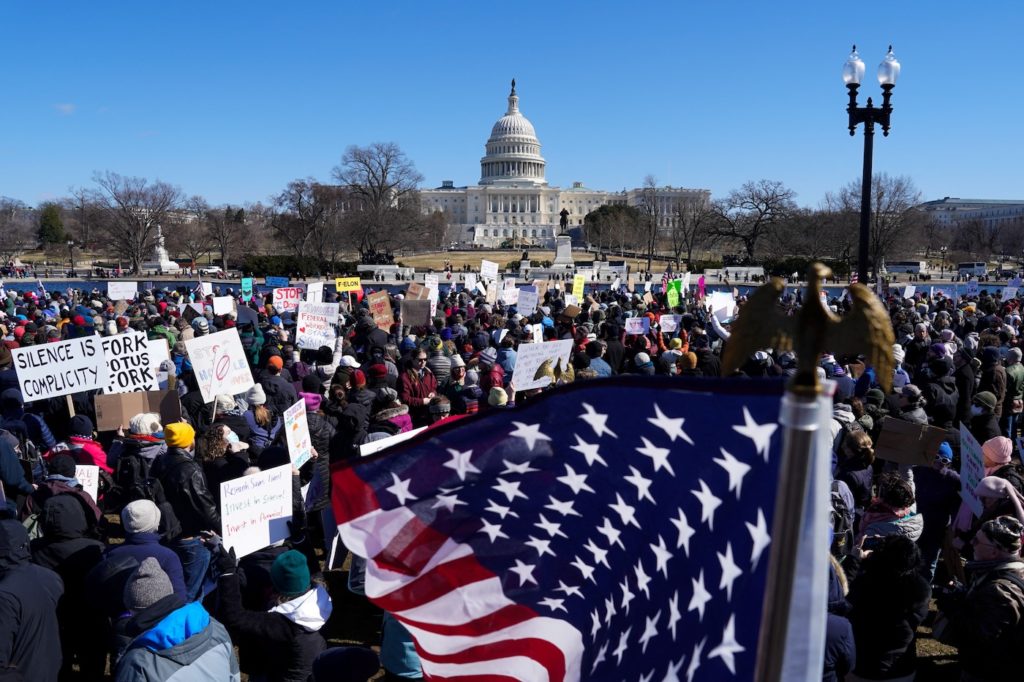 Taxpayers Bear the Brunt: How Trump’s Policies Turn American Citizens into Unpaid Cleaners of Government Chaos