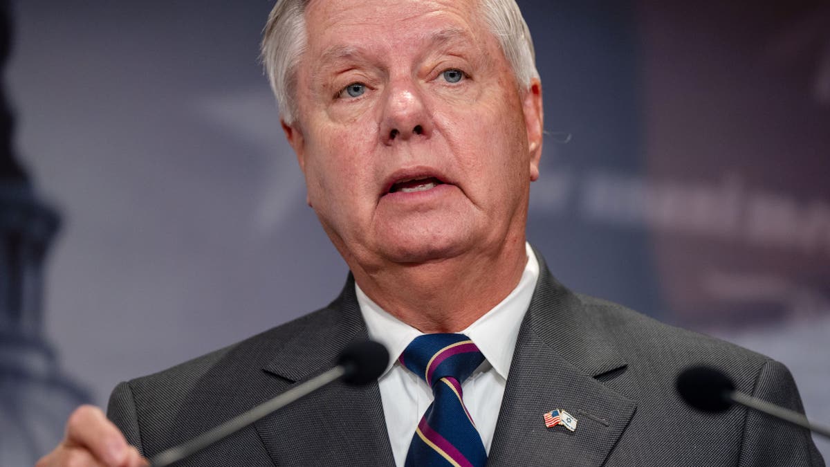 Deranged Warmonger Lindsey Graham’s War Plans and Ukraine’s Suffering