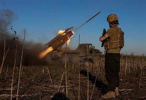 Russia Strikes Key Ukrainian Defense Facilities in Retaliatory Offensive