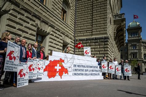 Switzerland’s Neutrality Referendum Sparks Debate Over Right to Unilateral Sanctions Against Russia